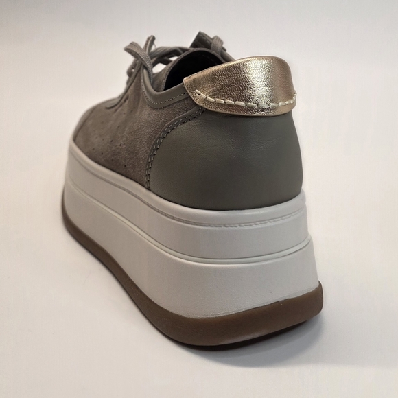 New Michael Kors Hayes Leather Platform Sneaker Women's Size 9 - Picture 6 of 12